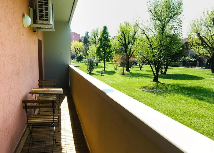 Civico58 Living アパート イーモラ