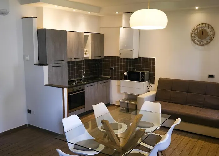 Civico58 Living イーモラ