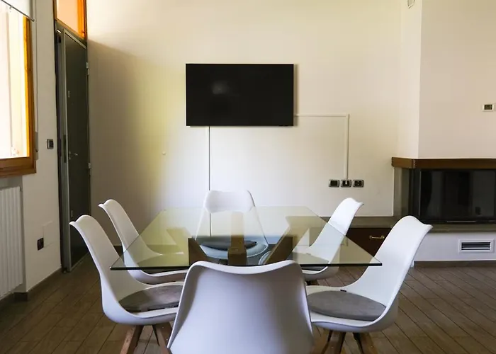 Civico58 Living * イーモラ